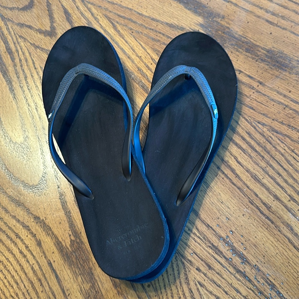 Abercrombie & Fitch Flip Flops